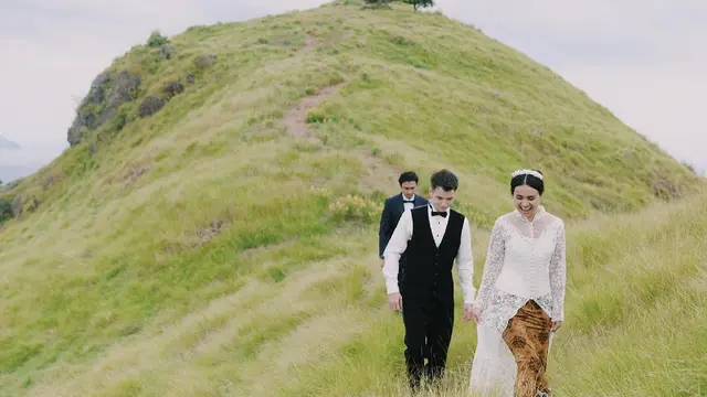 7 Kebersamaan Pemain Sinetron Badai Pasti Berlalu yang Syuting di Labuan Bajo