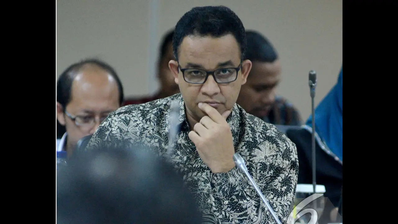 Gaya Anies Baswedan Saat Rapat Bareng DPD