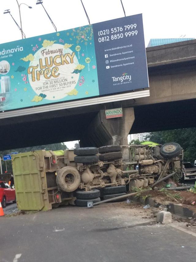 Terkeren 24 Gambar Truk Oleng  Sugriwa Gambar