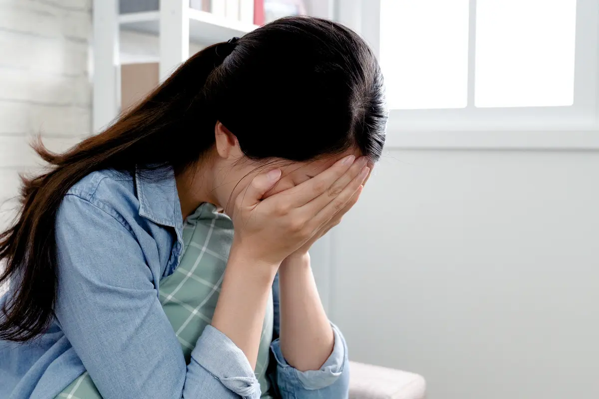 Tips memberikan dukungan emosional yang tepat kepada perempuan yang belum memiliki anak.