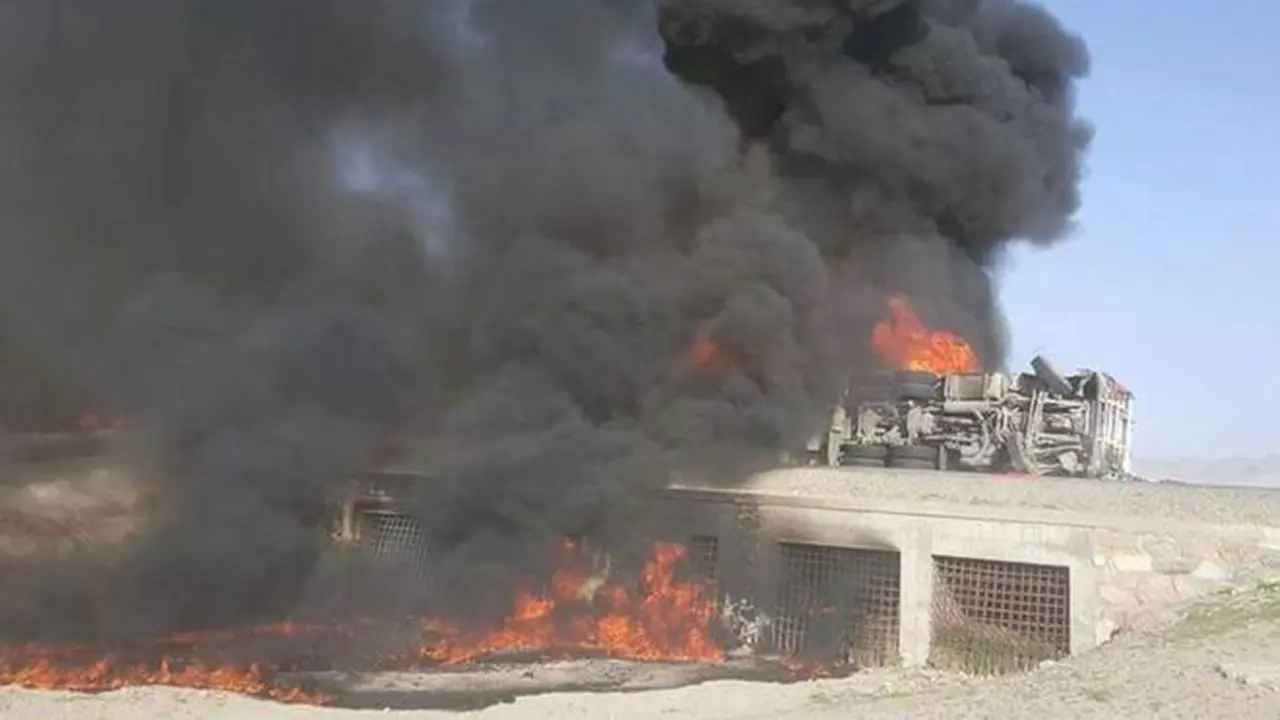 Tabrakan maut 2 bus dan truk BBM di Afghanistan tewaskan 73 orang
