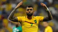 5. Gabriel Barbosa, penyerang 20 tahun ini jadi wonderkid terakhir yang didatangkan Inter Milan dari Amerika Latin. Pemain dengan julukan Gabigol ini disebut memiliki potensi menjadi bintang dunia seperti kompatriotnya, Neymar. (EPA/Andressa Anhol)