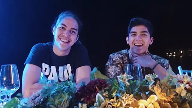 Potret Kompak 7 Selebritas Cowok dengan Adiknya, Sibling Goals Banget