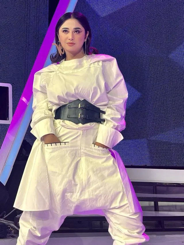 Dewi Perssik. (Foto: Dok. Instagram @dewiperssik9)