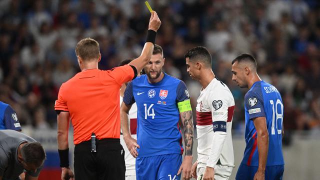 Foto: Ronaldo Amsyong, Untung Ada Bruno Fernandes yang Bawa Portugal Curi Poin Penuh di Kandang Slovakia pada Kualifikasi Euro 2024