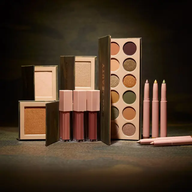 Koleksi Camo KKW Beauty