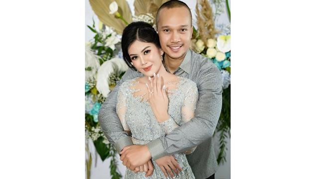 Baru Menikah, Ini 6 Potret Rasyena Istri Cantik Bima Aryo yang Seorang Dokter