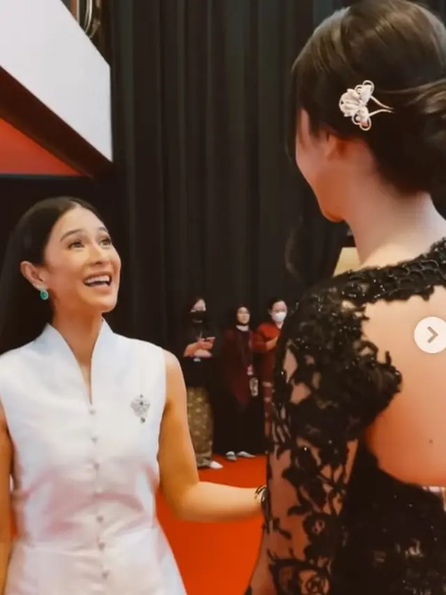 Anya Geraldine di red carpet FFI 2022. (Instagram/anyageraldine)