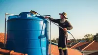 11 Tips Menguras Toren Air yang Efektif Bersihkan Kotoran dan Lumut, Pakai Alat Sederhana