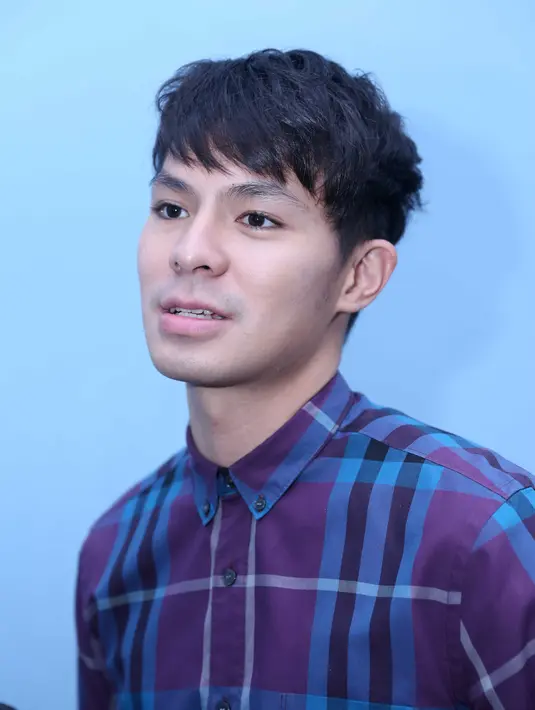 "Berasa menjilat ludah sendiri, pengennya mencari cewek yang biasa aja dan sederhana, ternyata ga seperti itu," ujar pria kelahiran Manado, 4 Februari 1990 ini. (Nurwahyunan/Bintang.com)