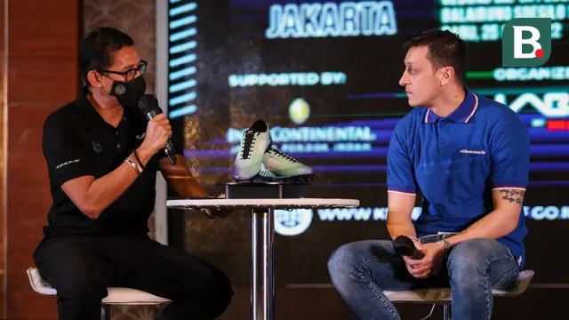 Jumpa Pers Mesut Ozil