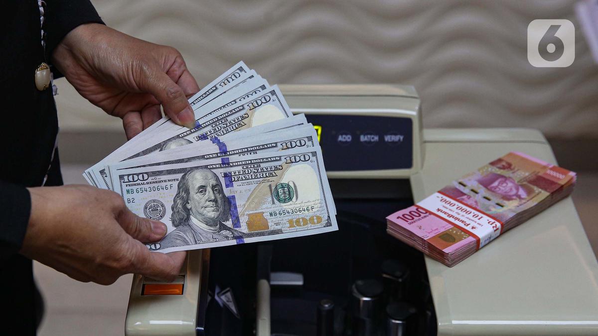 Menguat, Rupiah Kembali Dekati Level Segini