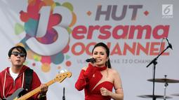 Grup band Geisha saat tampil memeriahkan HUT Bersama O Channel dengan Jalasenastri TNI AL di Stadion Bola Mini Pasmar 2, Cilandak, Jakarta, Minggu (20/8). Acara dihadiri ratusan parjurit TNI AL. (Liputan6.com/Helmi Fithriansyah)