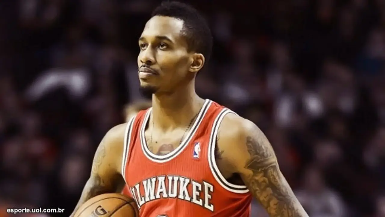 brandon-jennings-130731b.jpg