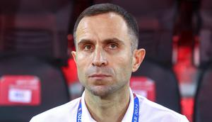 Nama Timur Kapadze semakin santer digadang-gadang akan menjadi pelatih baru Timnas Indonesia. (AFP/KARIM JAAFAR)