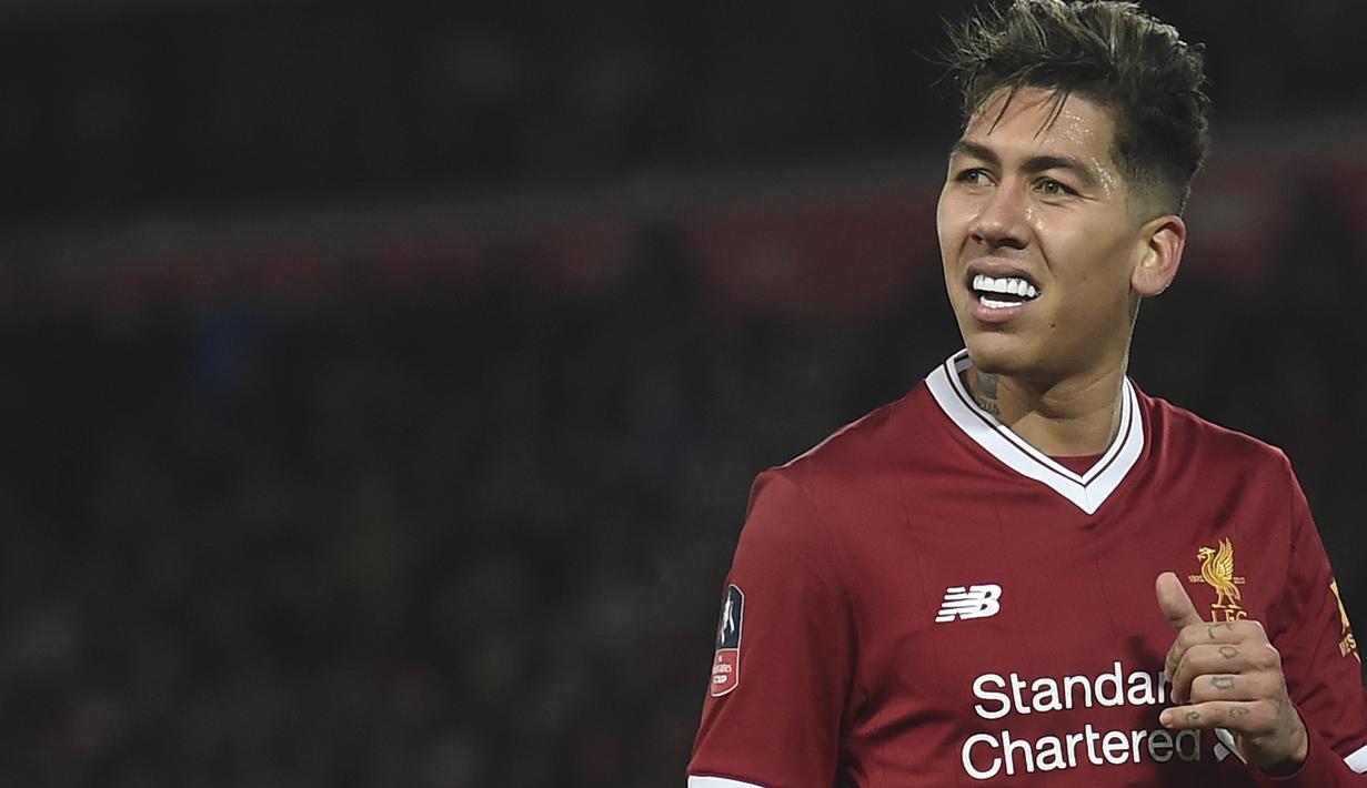 6. Roberto Firmino (Liverpool) - 10 Gol (1 Penalti). (AFP/Paul Ellis)