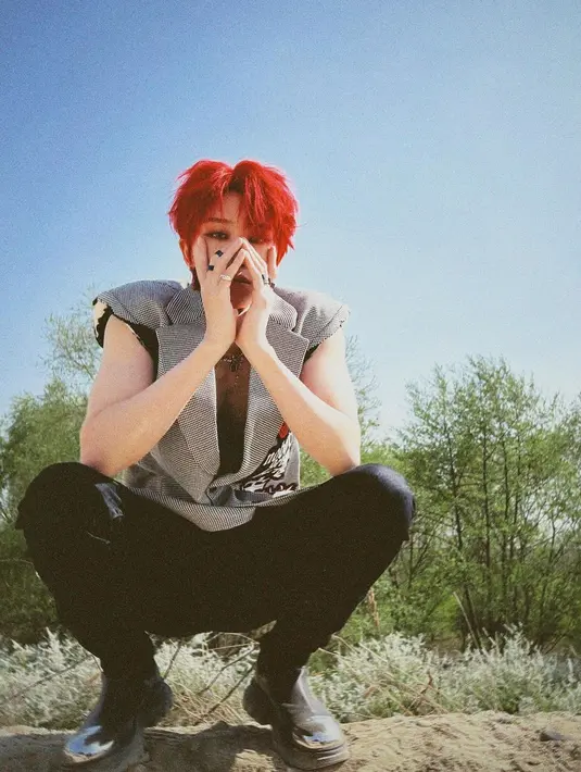 Idol kelahiran 7 November 1997 ini menunjukkan pesonanya di setiap jepretan foto. (FOTO: instagram.com/xuminghao_o/)