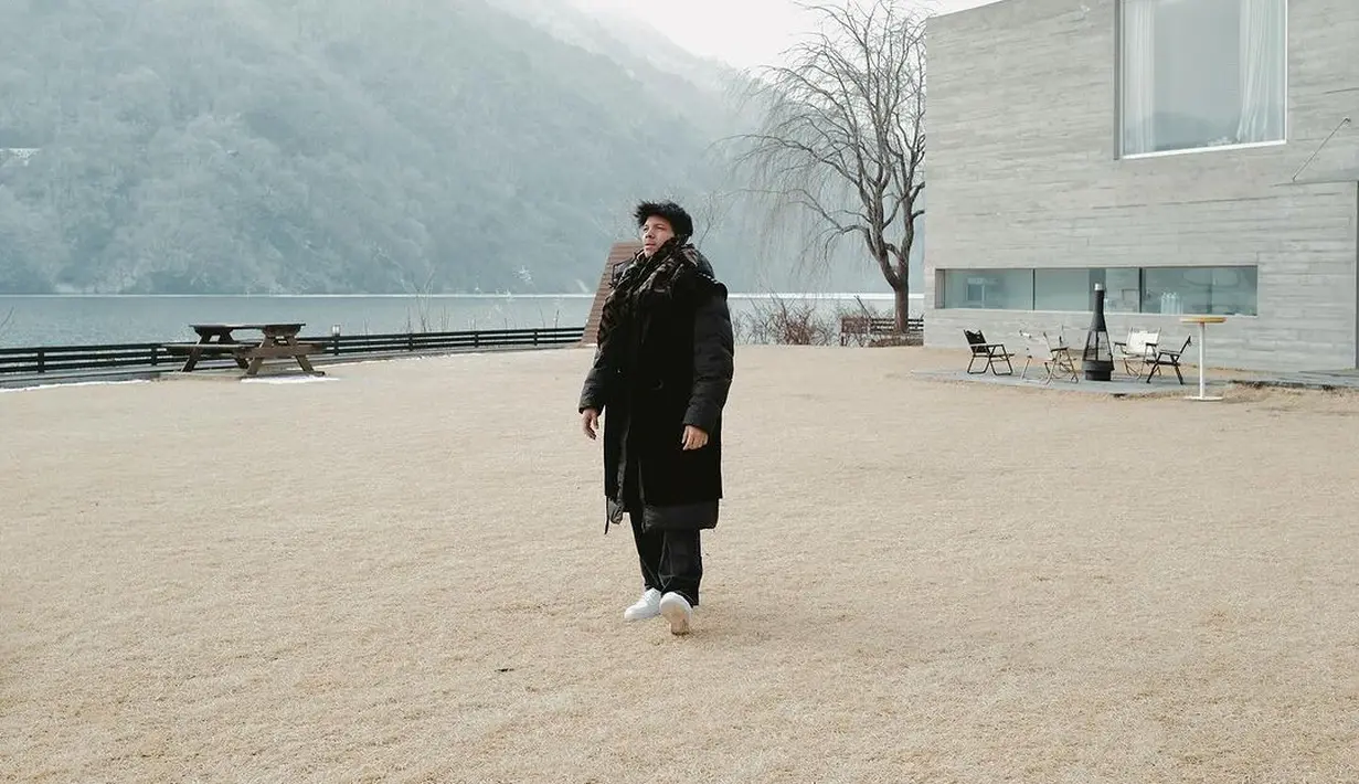 Selain itu, Atta juga berharap agar bisnis yang digeluti lancar. "(Semoga) kerjaan lancar, semoga usaha-usahanya dilancarkan," tandas Atta Halilintar.  [Foto: Instagram/attahalilintar]