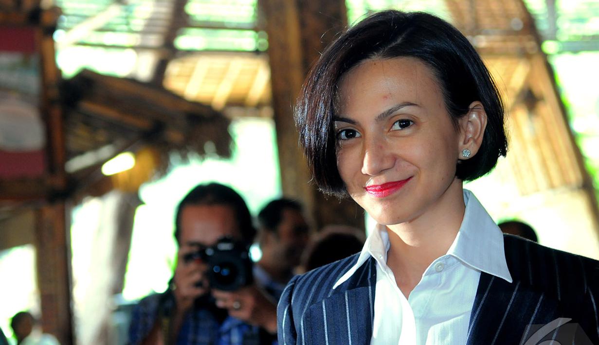 Pada Pemilu 2014, Wanda Hamidah berbeda pandangan dengan partai yang dinaunginya (PAN). Akibat keputusannya mendukung Jokowi, ia pun dipecat dari PAN (Liputan6.com/Faisal R syam)