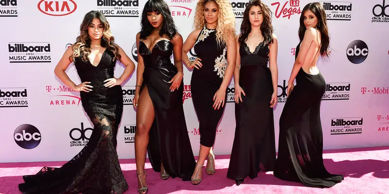 20160522-Penyanyi Cantik Bergaun Seksi di Billboard Music Awards 2016-Las Vegas