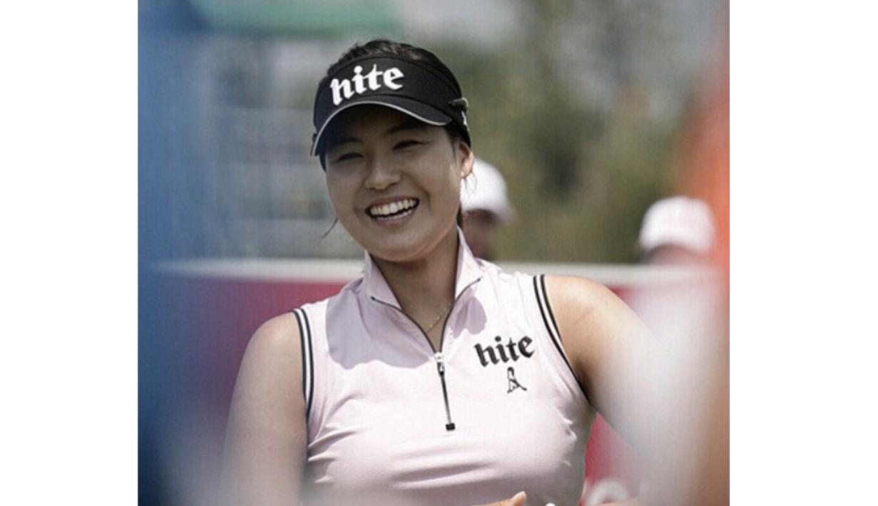 In Gee Chun lahir di Korea Selatan pada tanggal 10 Agustus 1994. (Bola.com/Instagram/In Gee Chun)