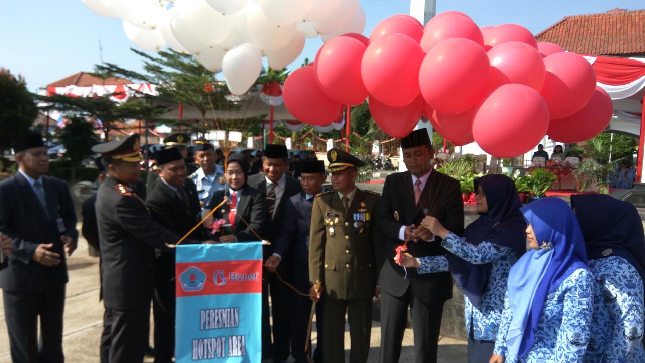 5 Area WiFi Gratis di Brebes, dari Taman hingga Stadion