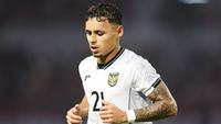 Winger Timnas Indonesia, Dean James saat melawan Lebanon pada FIFA Matchday di Stadion Gelora Bung Tomo, Surabaya, Senin (8/9/2025). (Bola.com/Abdul Aziz)