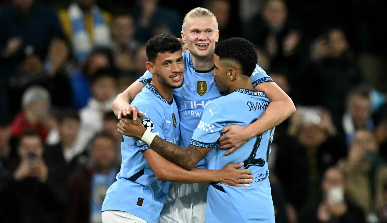 Di babak kedua, The Citizens tampil agresif. Erling Haaland mencetak dua gol kemenangan untuk Manchester City, yakni pada menit ke-58 dan 68. (Oli SCARFF/AFP)