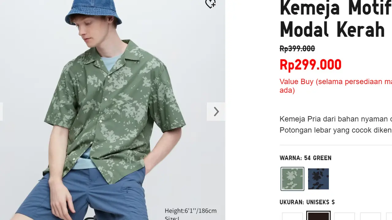 Ilustrasi foto: Kemeja Uniqlo yang sedang promo. Harganya lebih terjangkau dari harga seragam SMA di Tulungagung yang viral.