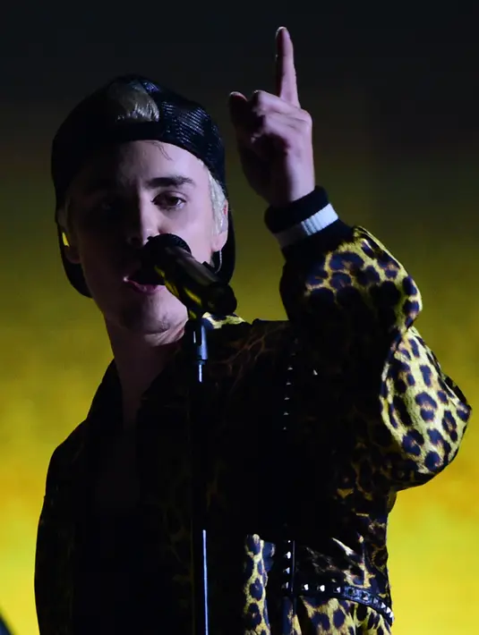 Single terbaru Justin Bieber di album Purpose yakni 'What Do You Mean' berhasil naik ke posisi pertama viewers di Vevo menyusul Katy Perry dan Taylor Swift. (AFP/Bintang.com)