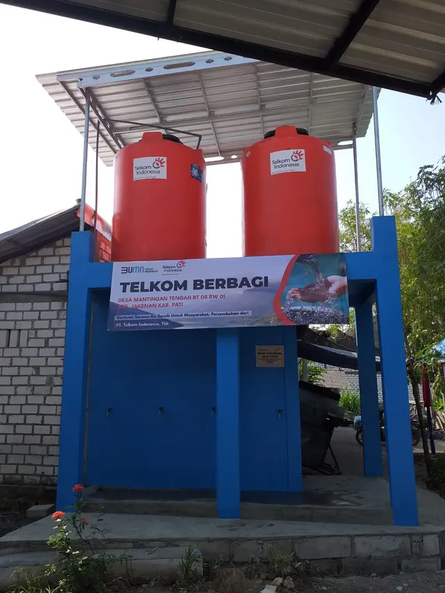 Investasi Masa Depan yang Lebih Sehat, Telkom Salurkan Bantuan Sanitasi Air Bersih di 17 Provinsi