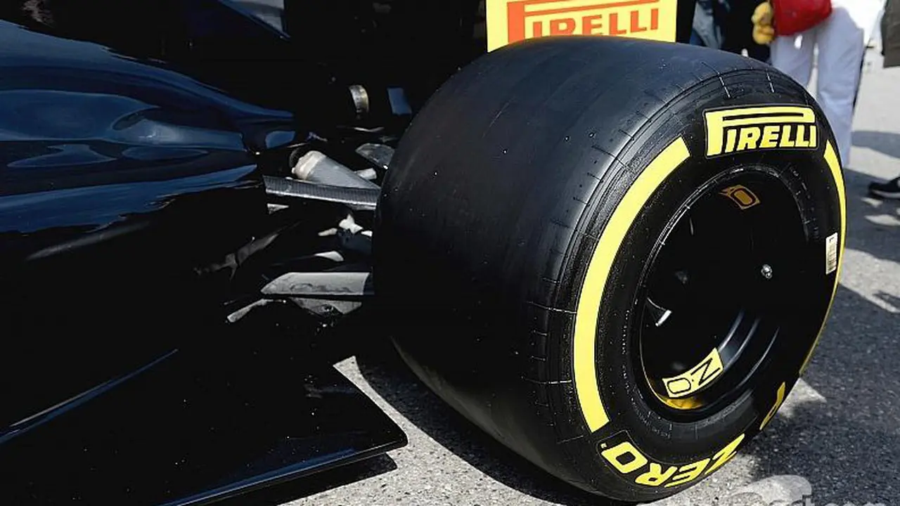 Ban Pirelli untuk Formula 1