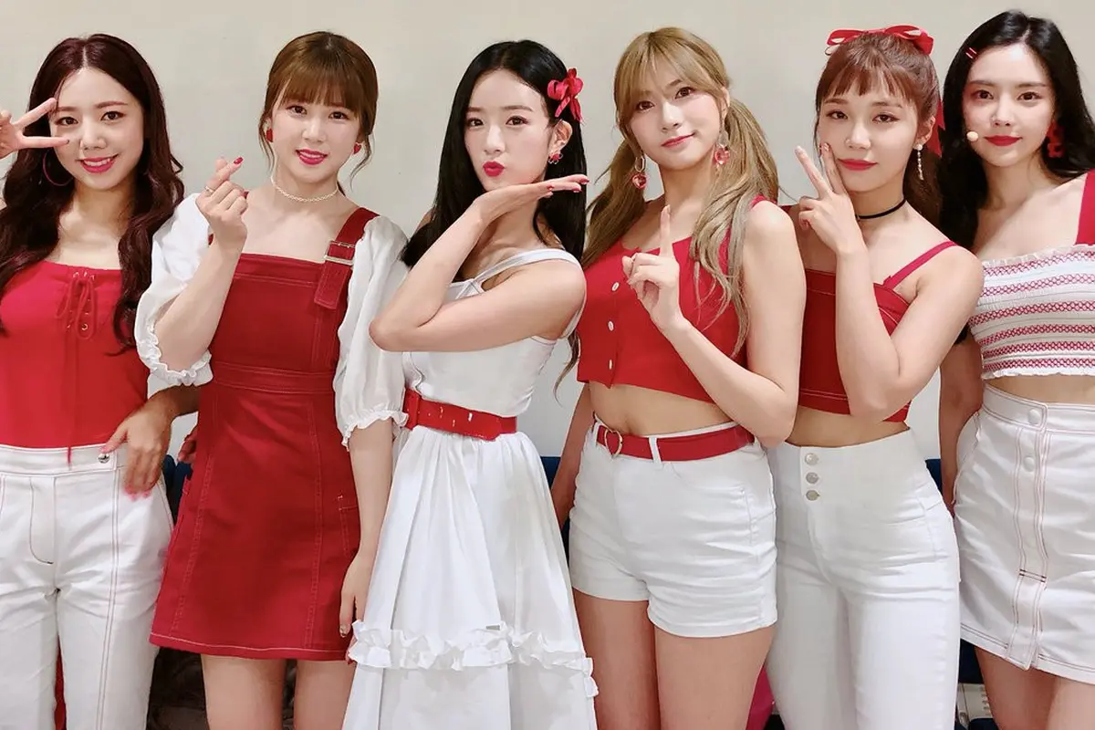 [Bintang] Antusiasme Fans Menantikan Konser Apink di Jakarta