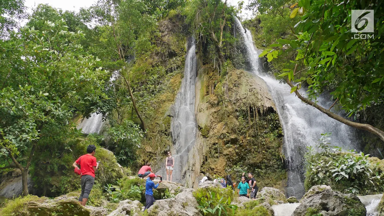 PHOTO: Menikmati Perjalanan Wisata ke Air Terjun Sri Gethuk