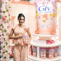 Peluncuran inovasi sabun mandi wangi buah peach dari GIV. [Dok/GIV Body Wash].