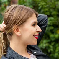 double chin/copyright; shutterstock