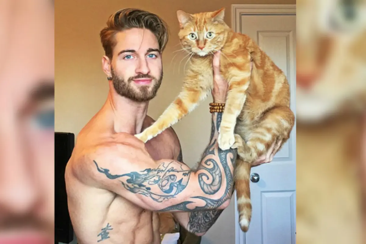 Travis DesLaurier (0)