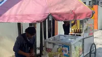 Manfaatkan QRIS BRI, Usaha Buah Segar Lotis Gerobak di Sleman Ini Sukses Naik Kelas