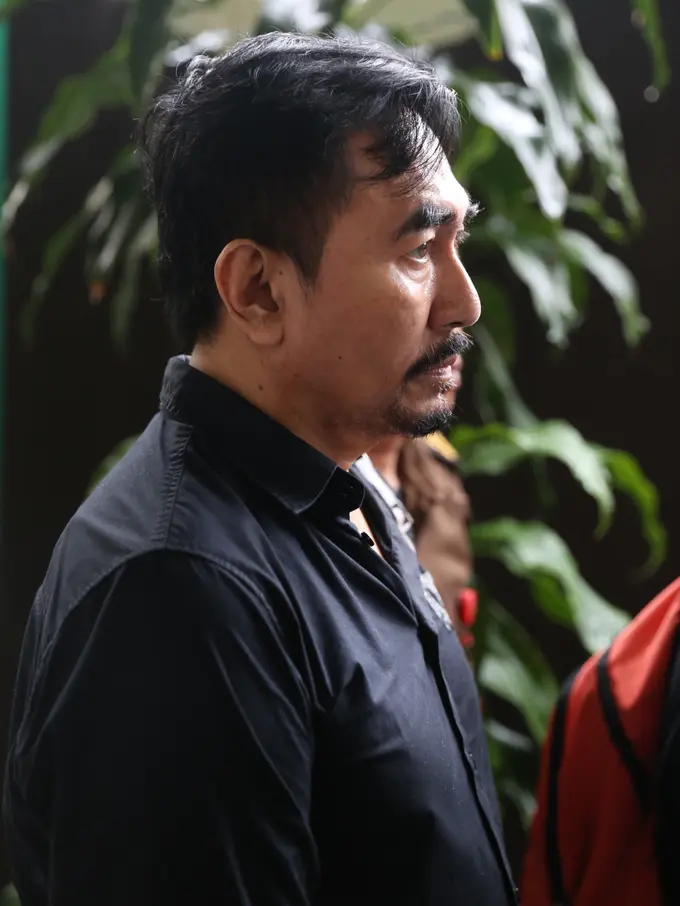 [Bintang] Gatot Brajamusti sidag Vonis Asusila