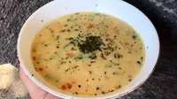 Resep sup krim jagung wortel. (dok. Cookpad @irapramestii)