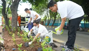 Sebagai upaya mendukung pelestarian lingkungan dalam menghadapi perubahan iklim global, PT JIEP selaku pengelola dan pengembang Kawasan Industri Pulogadung dan anggota dari Holding BUMN Danareksa melakukan penanaman 2.400 bibit pohon asoka di Kawasan Industri Pulogadung.