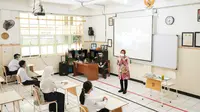 Simulasi sekolah tatap muka di SMPN 1 Surabaya, Jawa Timur (Foto: Dok Istimewa)