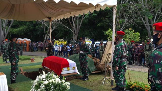 Panglima Tni Pimpin Upacara Militer Pemakaman Djoko Santoso News Liputan6 Com