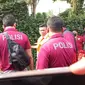 Dengan Tangan Diikat, Ferdy Sambo Cs Rekonstruksi Pembunuhan Brigadir J di Rumdin Duren Tiga, Pancoran, Jakarta Selatan. (Liputan6.com/Benedikta Ave Martevalenia)