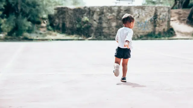 Pengendalian diri merupakan bagian penting dari proses belajar mengelola emosi.