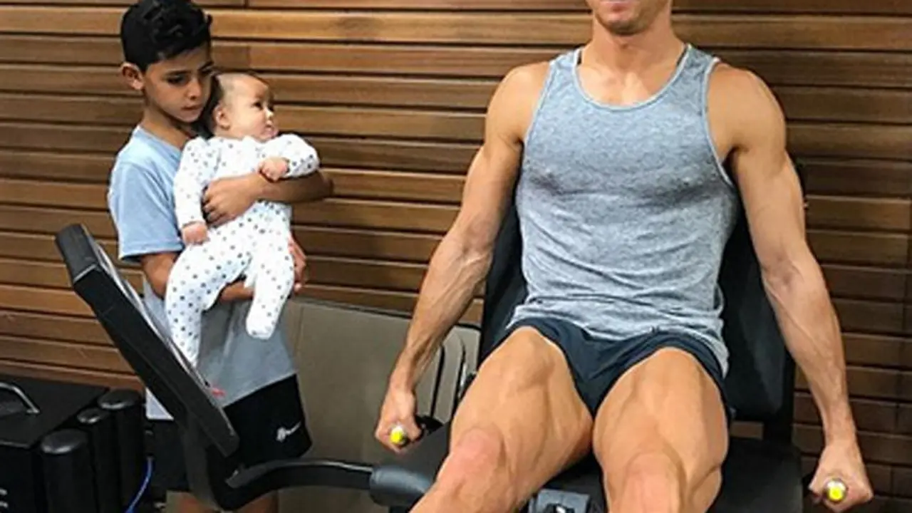 [Bintang] Georgina Rodriguez dan Cristiano Ronaldo