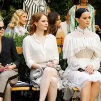 Kristen Stewart secara resmi mengumumkan hubungan cintanya dengan St. Vincent. (AFP/Bintang.com)