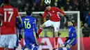 Striker Bayern Munchen, Robert Lewandowski, gagal mencetak satu pun gol saat melawan Rostov pada pertandingan kelima Grup D Liga Champions di Stadion Olimp 2, Rostov, Rabu (23/11/2016). (AFP/Kirill Kudryavtsev)