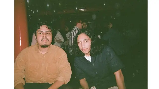 Jarang Terekspos, Ini 6 Potret Lelaki Hoed Anak Sulung Melly Goeslaw