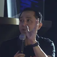 Lukman Sardi beberkan alasan kenapa film Jakarta Undercover wajib untuk ditonton.